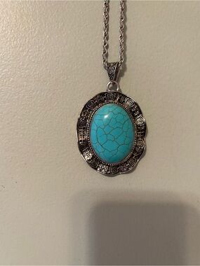 Turquoise Stone Silver Pendant Necklace - Women Jewelry